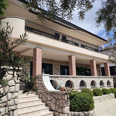 Biuk Apartments 诺维·维诺多尔斯基 外观 照片