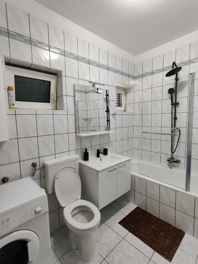 Biuk Apartments 诺维·维诺多尔斯基 外观 照片