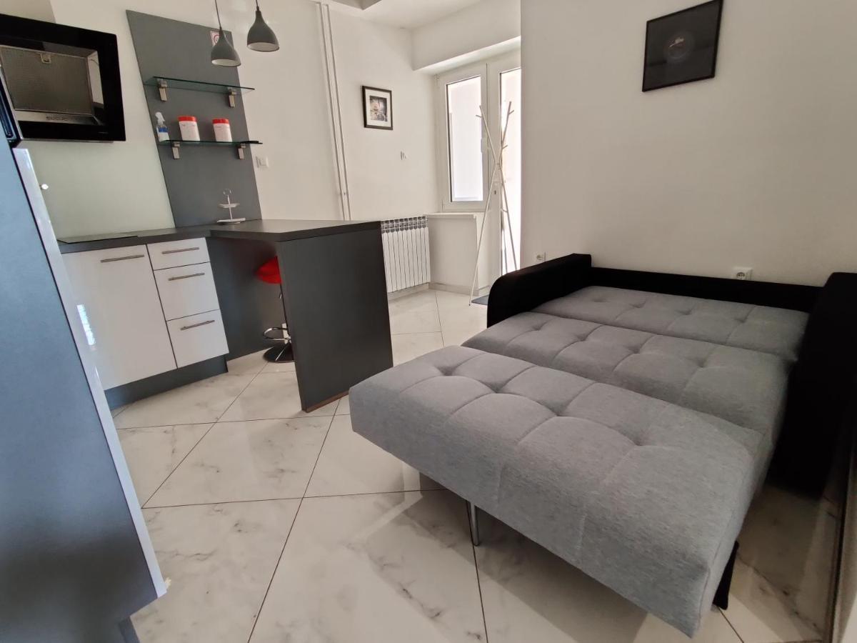 Biuk Apartments 诺维·维诺多尔斯基 外观 照片
