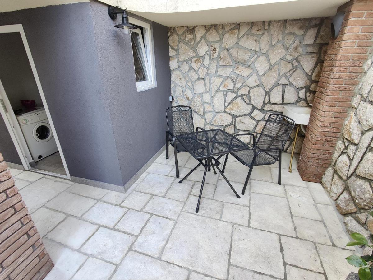Biuk Apartments 诺维·维诺多尔斯基 外观 照片